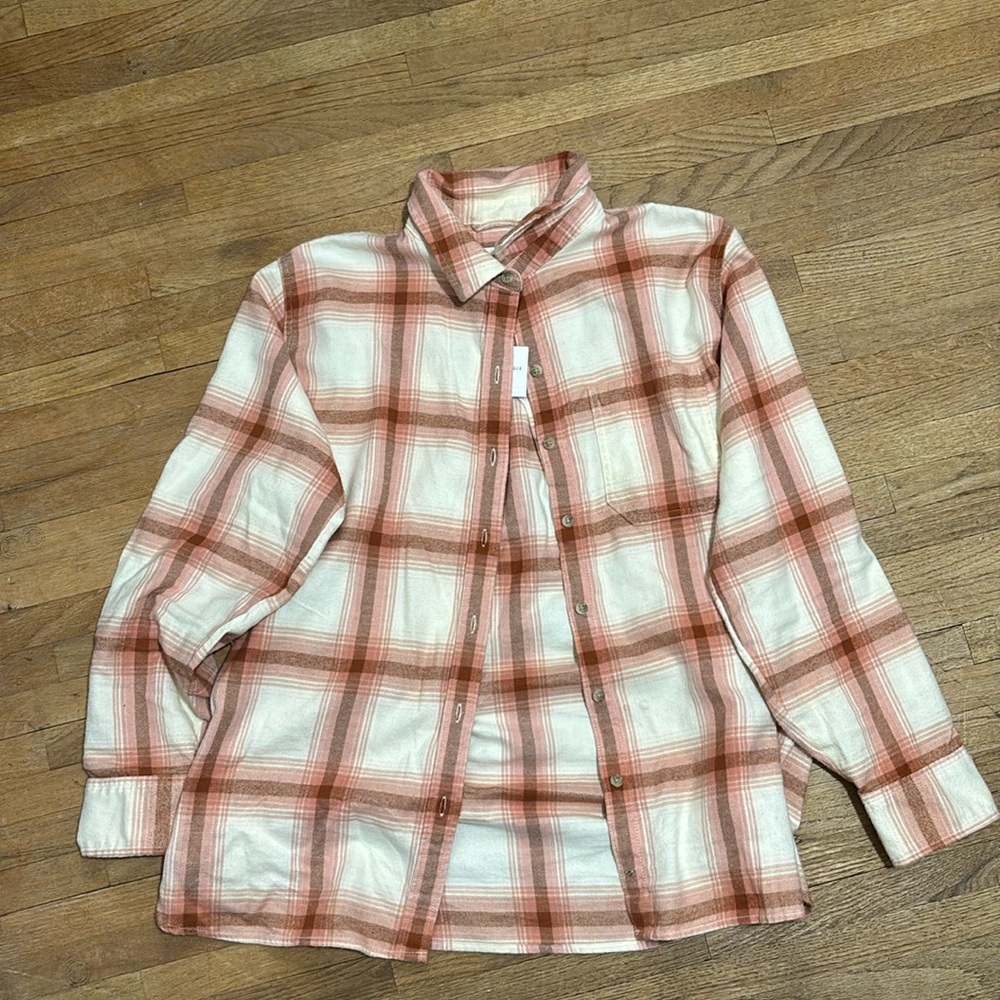Checkered top